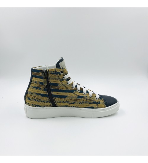 Handmade shoes Damascati and blue leather